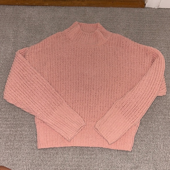Double zero pink sweater! Size small - Picture 1 of 3